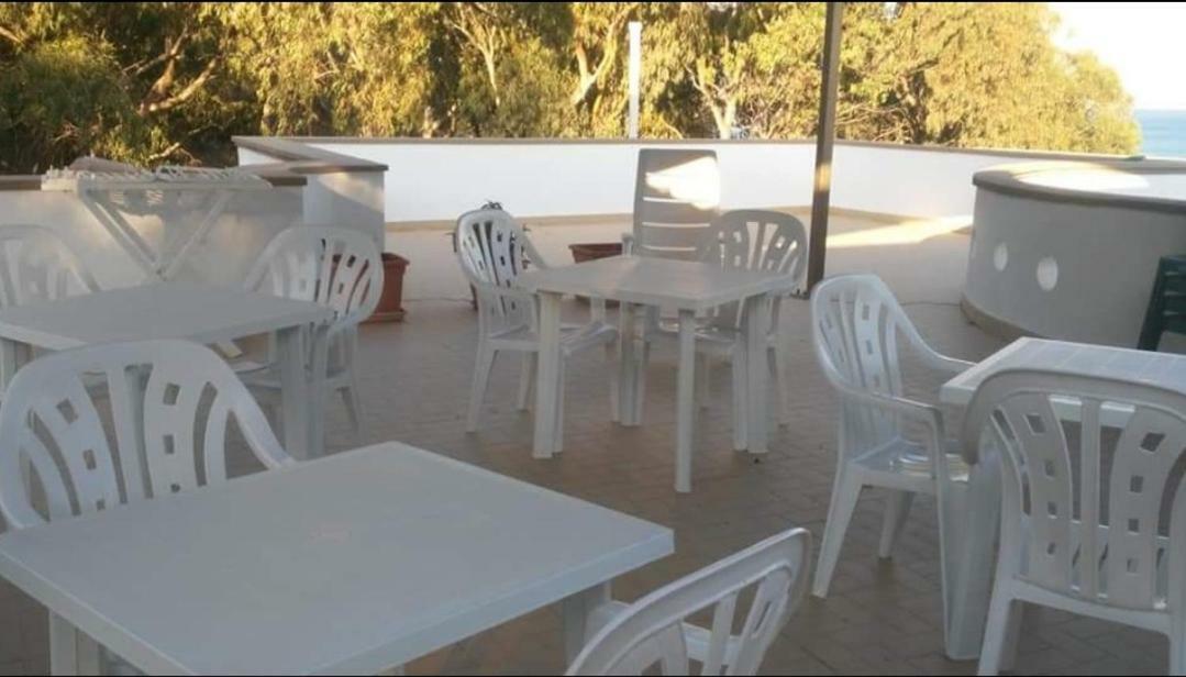Sicilia Mare Hotel Порто Пало Екстериор снимка